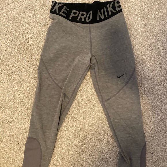 Nike Leggings - Picture 1 of 2